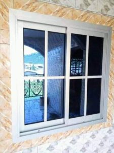 fenêtre sur mesure à Banvou